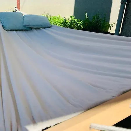 Coquet Appartement Aux Pieds Des Montagnes Scionzier Exterior foto