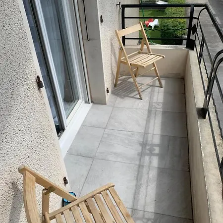 Coquet Appartement Aux Pieds Des Montagnes Scionzier Exterior foto