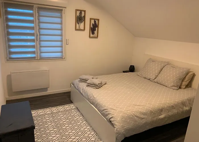 Coquet Appartement Aux Pieds Des Montagnes