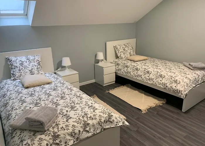Coquet Appartement Aux Pieds Des Montagnes